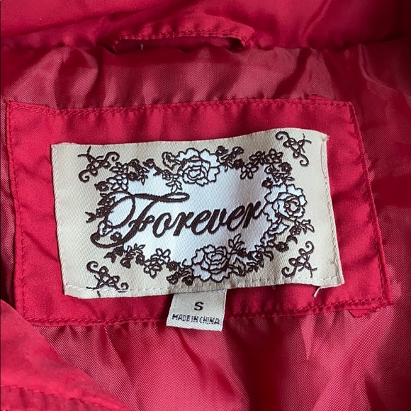 Girls red vest with fur trimmed hood - Picture 3 of 3